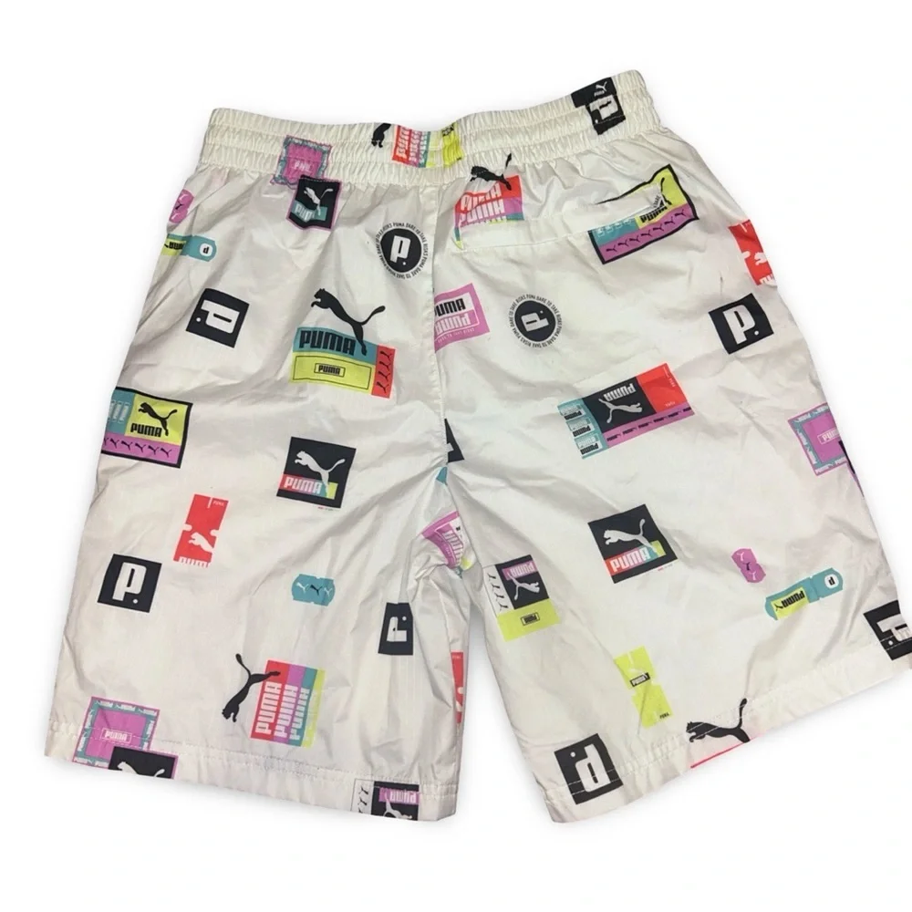Puma Men's Brand Love All Over Print 8" Woven Shorts Size Medium - Picture 2 of 5
